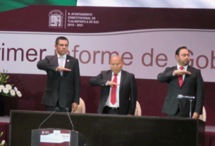 El alcalde de Tlalnepantla, Raciel Pérez Cruz, en 1er Informe de Gobierno con el secretario de Desarrollo Económico del Estado de México, Enrique Jacob Rocha