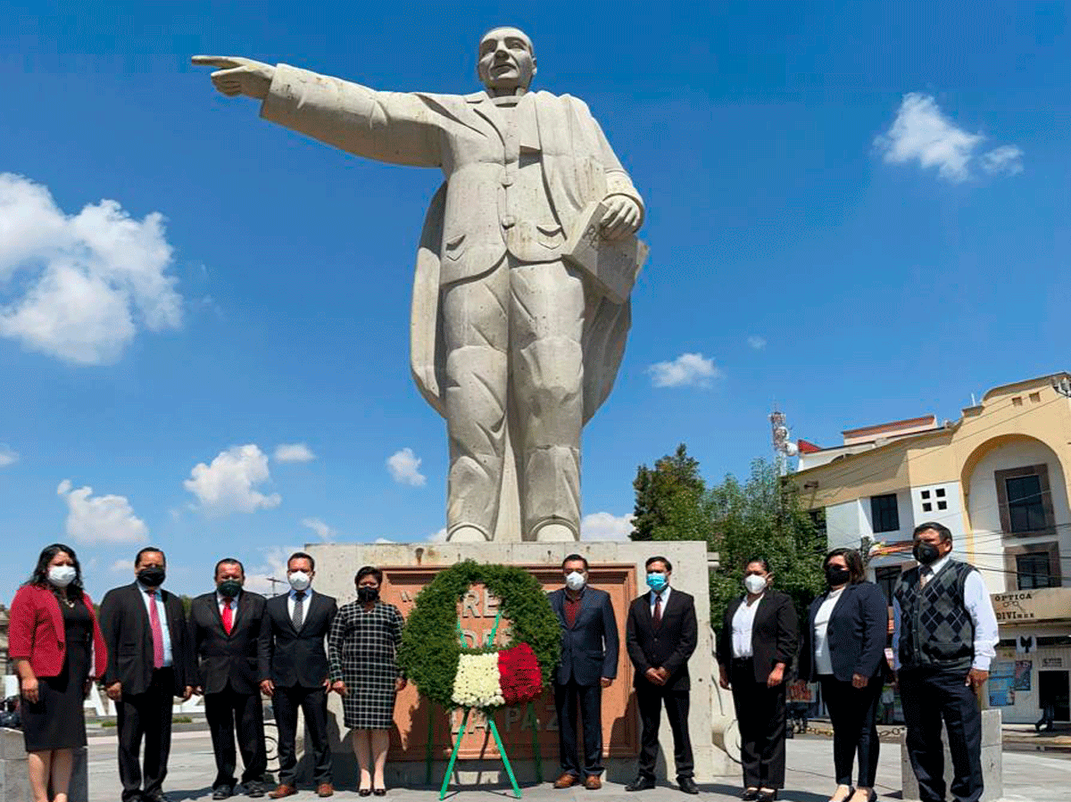 Rinden homenaje al Benemérito de las Américas, Benito Juárez, en Almoloya de Juárez