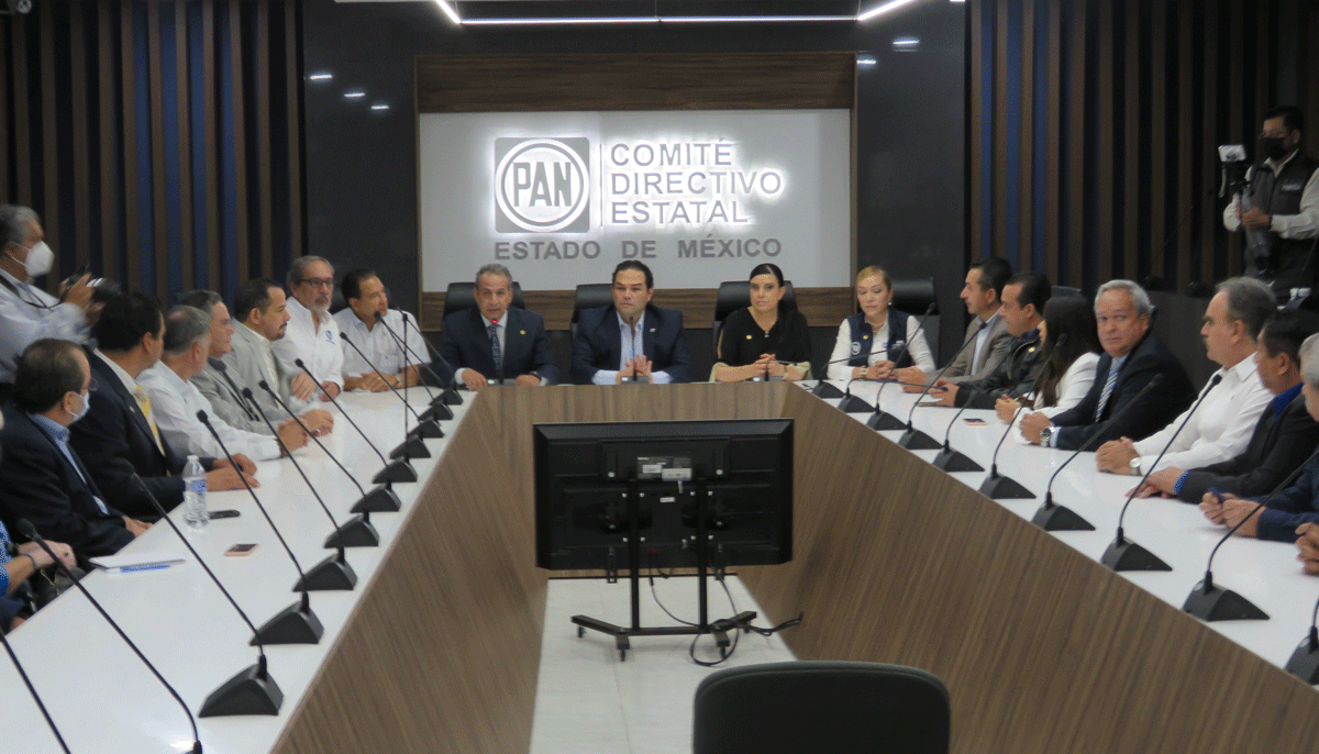 Reunión con ex alcaldes de PAN de todo el país
