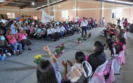 Enrique Vargas del Villar ofrece apoyo a mujeres de Ixtlahuaca y Temoaya