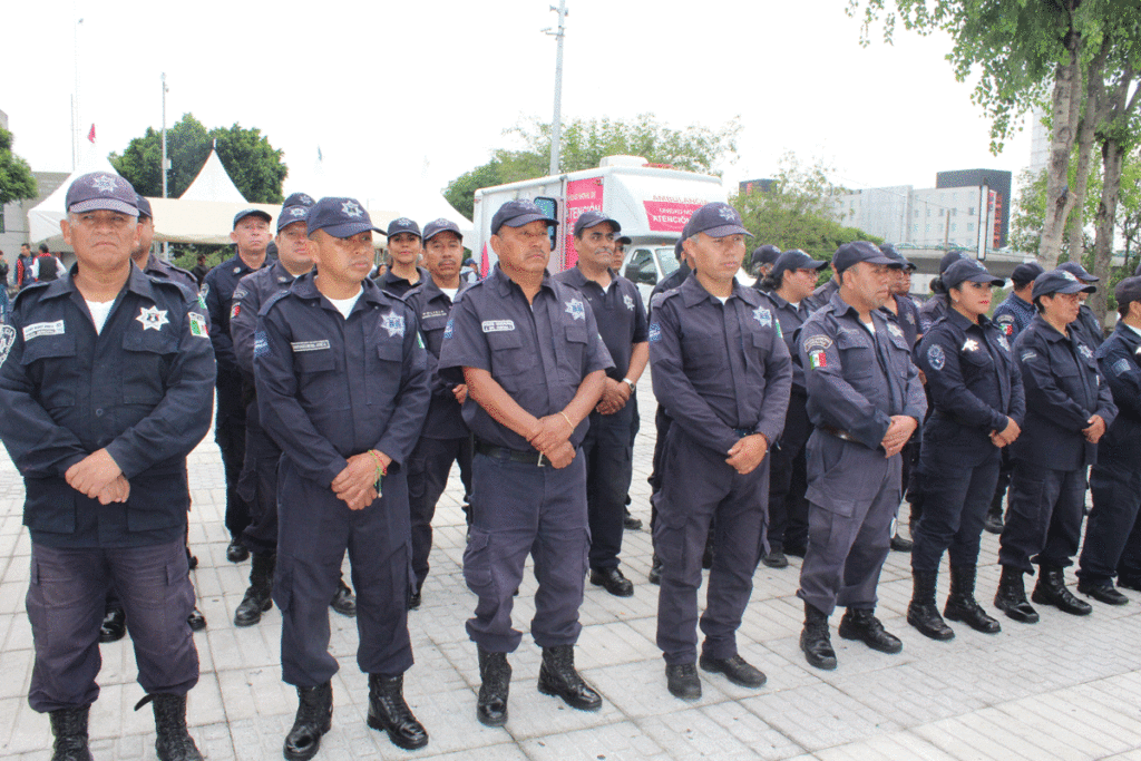 Policías de prevención en Naucalpan