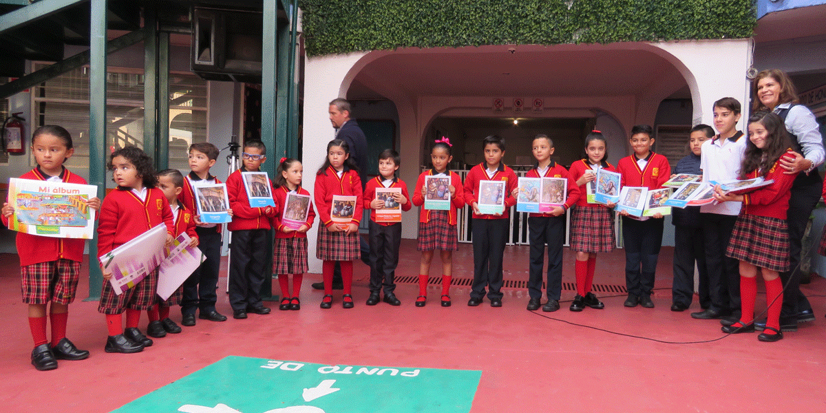 Los libros recibidos para iniciar el ciclo escolar 2019-2020 en el Centro Académico Xipal