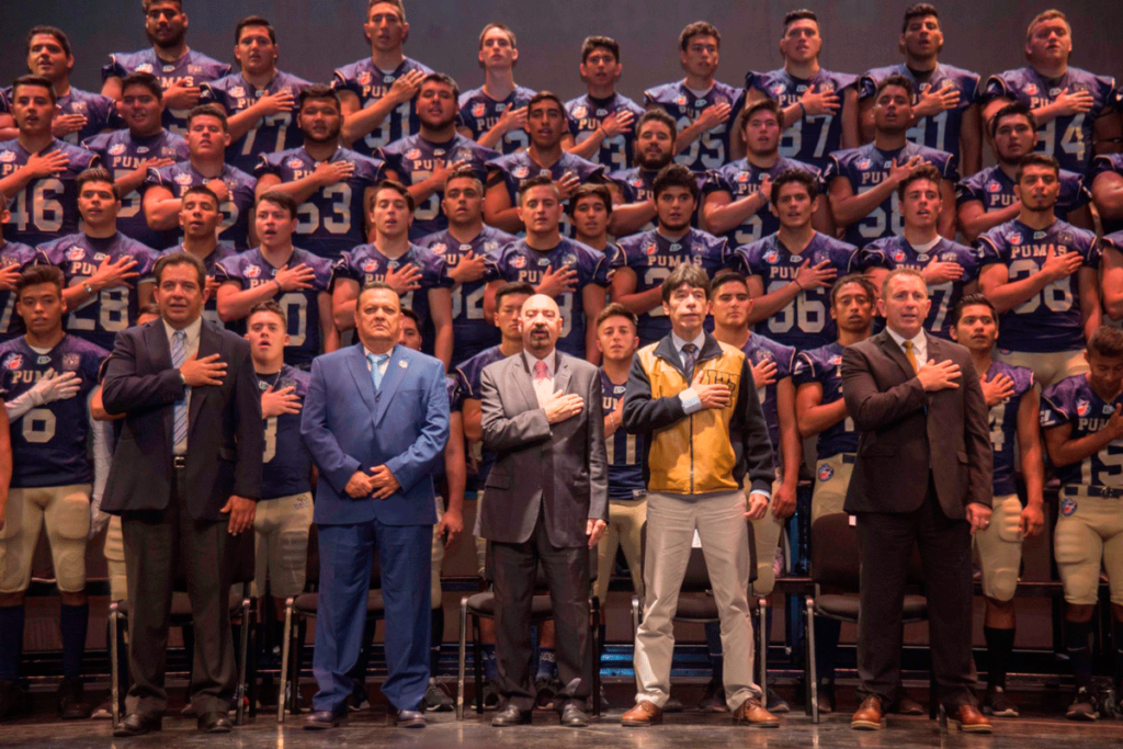 Manuel Martinez Justo, director de la FES Acatlán encabezó la presentación del equipo de fultbol americano Pumas Liga Mayor 2019 