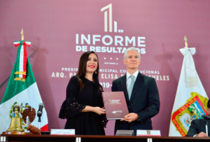 La alcaldesa de Naucalpan, Patricia Durán Reveles entrega 1er Informe de Gobierno al gobernador Alfredo del Mazo