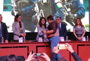 La presidenta del CCE, Laura González premia a organizaciones civiles