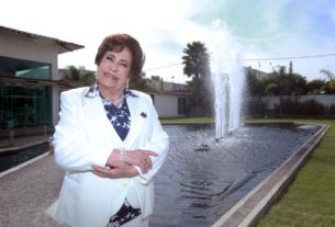 La maestra Rosario Reynoso Orihuela gran entrega por los niños naucalpenses