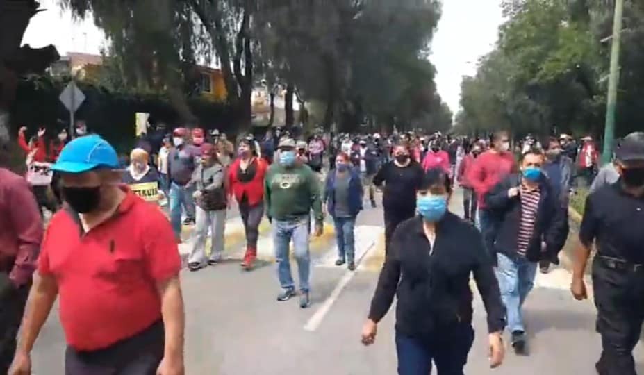 Manifestación en avenida Constitución de Cuautitlán Izcalli