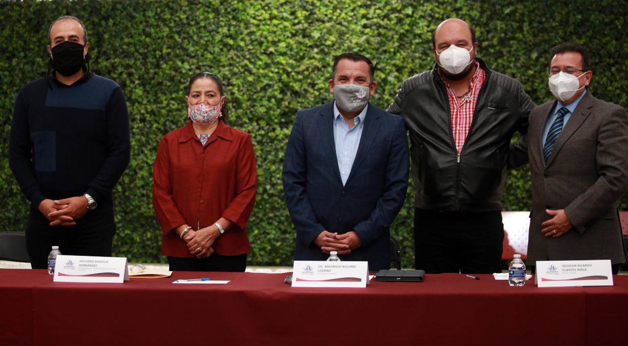 Ricardo Fuertes y Mauricio Aguirre acuerdan con dirigentes de iglesias protocolos para oficios religiosos