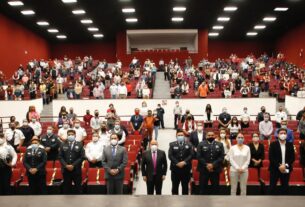 Ciudadanos, funcionarios y policías integran redes sociales en Tlalnepantla