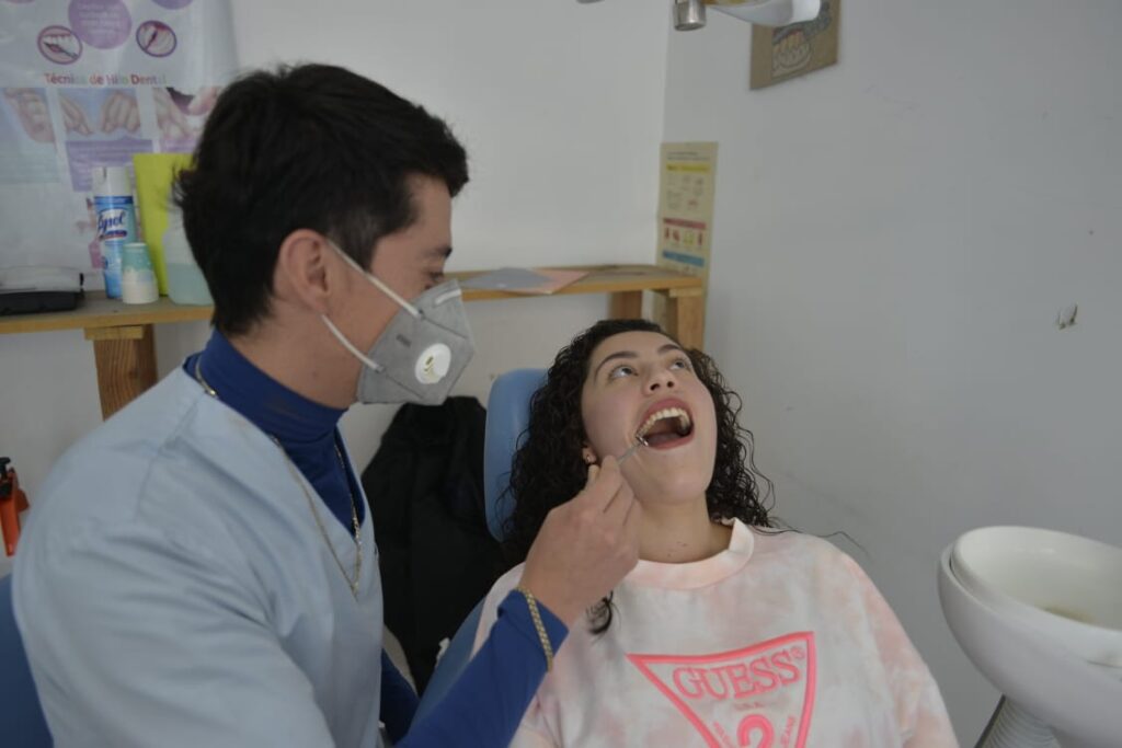 Atención de ortodoncia y cirugías dentales, entre otros servicios en Dif Atizapán