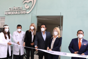 Una clínica de hemodiálisis fue inaugurada por Enrique Vargas y Romina Contreras