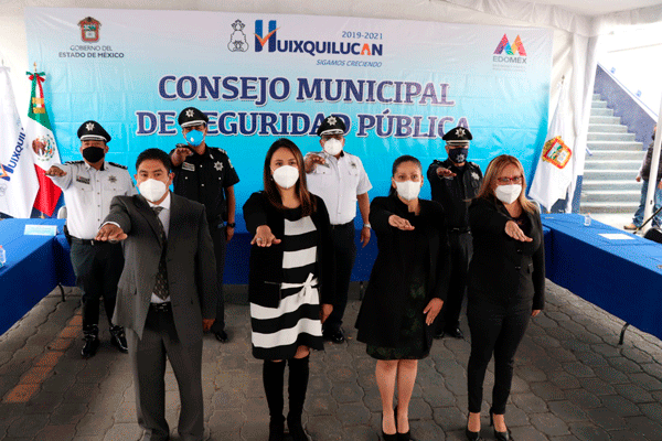 La Comisión de Honor rinde protesta para proceder contra malos elementos en Huixquilucan