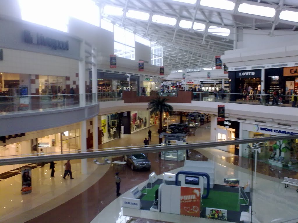 Centros comerciales pueden ser sancionados en Atizapán