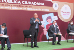 El presidente municipal de Tlalnepantla, Raciel Pérez Cruz presenta la consulta para el Plan Municipal de Desarrollo