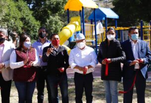 Raciel Pérez Cruz entrega parque renovado en las Arboledas