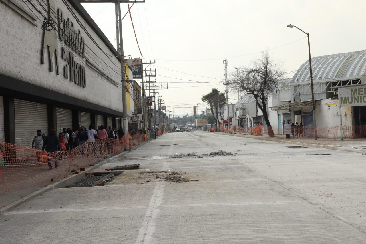 Repavimentan una de las principales avenidas en Naucalpan