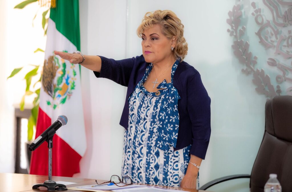 La alcaldesa Ruth Olvera Nieto rinde protesta como presidenta del Consejo Consultivo