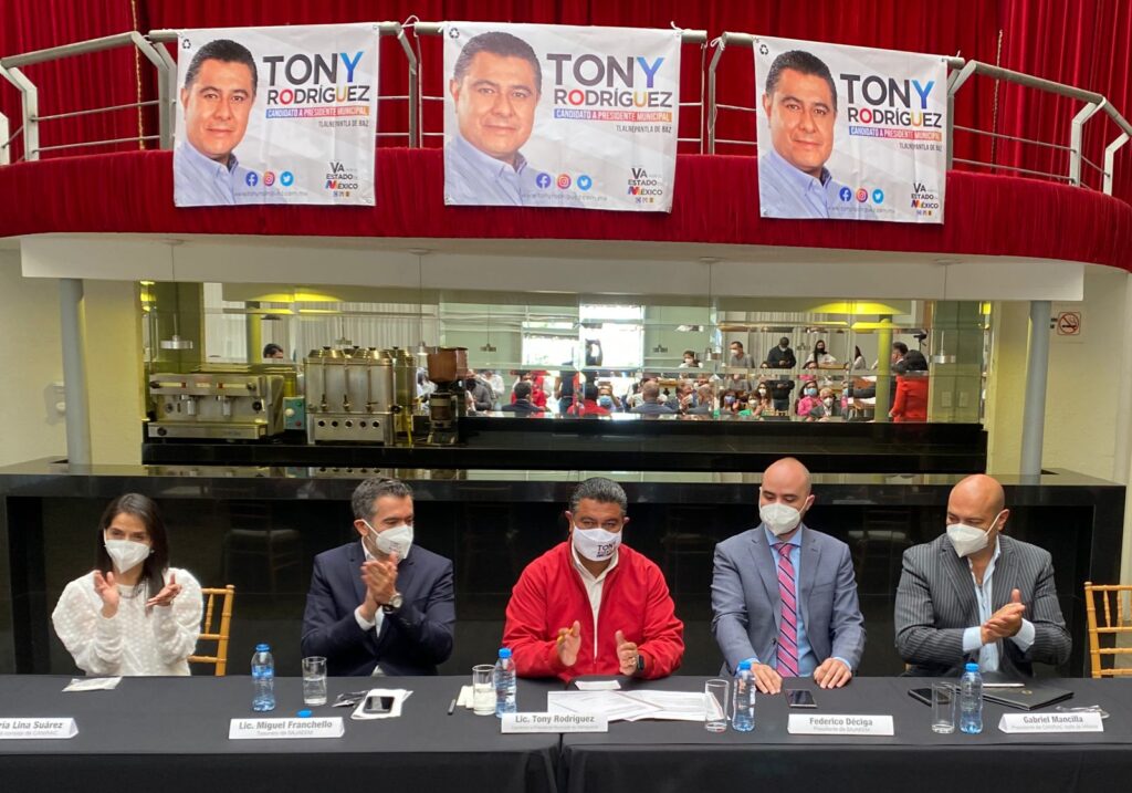 Tony Rodríguez con empresarios de CANIRAC  y salones de fiestas ofrece reactivar la actividad