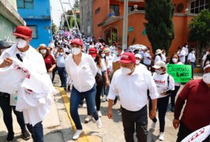 Raciel Pérez Cruz recorre fraccionamientos y colonias en Tlalnepantla