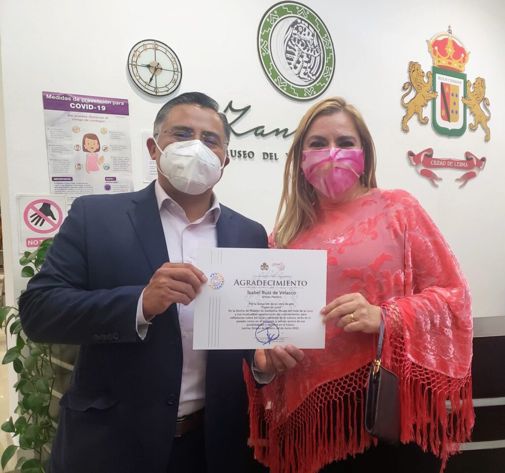 :l presidente municipal de Lerma Eric Noe Ortega Millán entregó un reconocimiento a Ruzi
