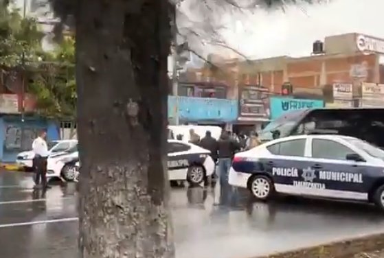 Se enfrentan policías en Tlalnepantla
