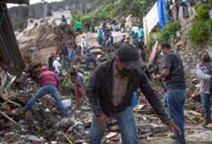 La Federación enviará ayuda a afectados por derrumbe en Tlalnepantla