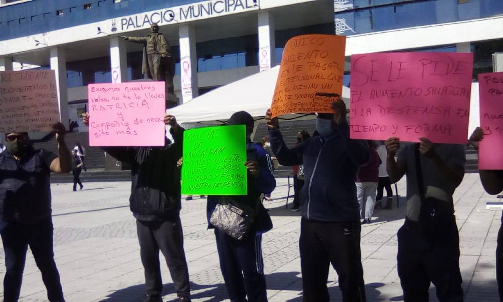 Policías en protesta por falta de pagos en Naucalpan