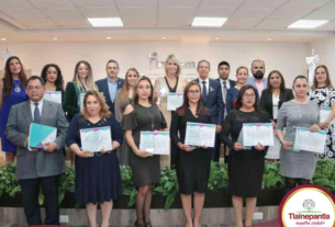 Funcionarios municipales reciben reconocimientos de Infoem