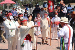 Ivonne rinde protesta como dirigente indígena de Naucalpan