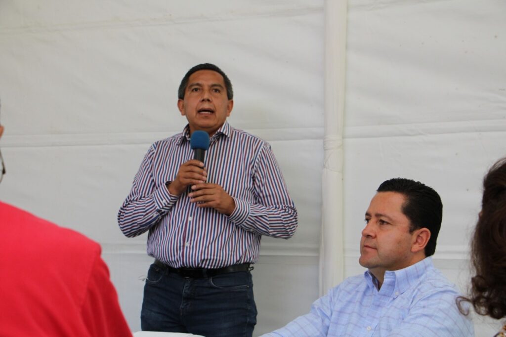  Marco Aurelio Carbajal Leyva, Secretario General del Sindicato de Maestros al Servicio del Estado de México (SMSEM)