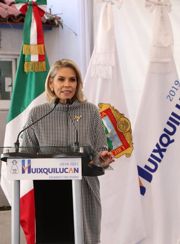 la presidenta por Ministerio de Ley de Huixquilucan, María Eugenia Torres Pérez de Tejada