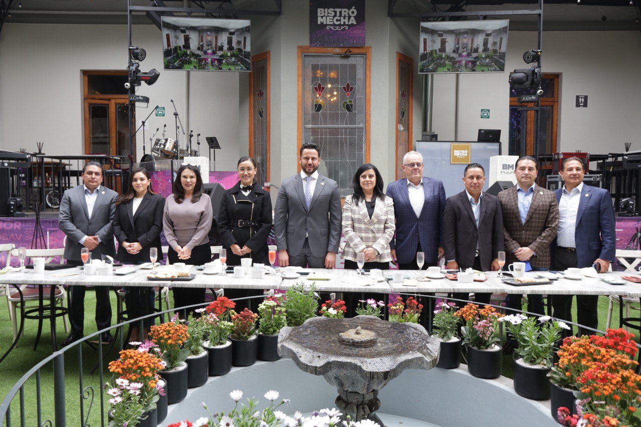 Conferencia de diputados federales panistas en Toluca