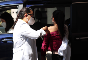 Vacunan a jóvenes de 18 a 29 años en Huixquilucan