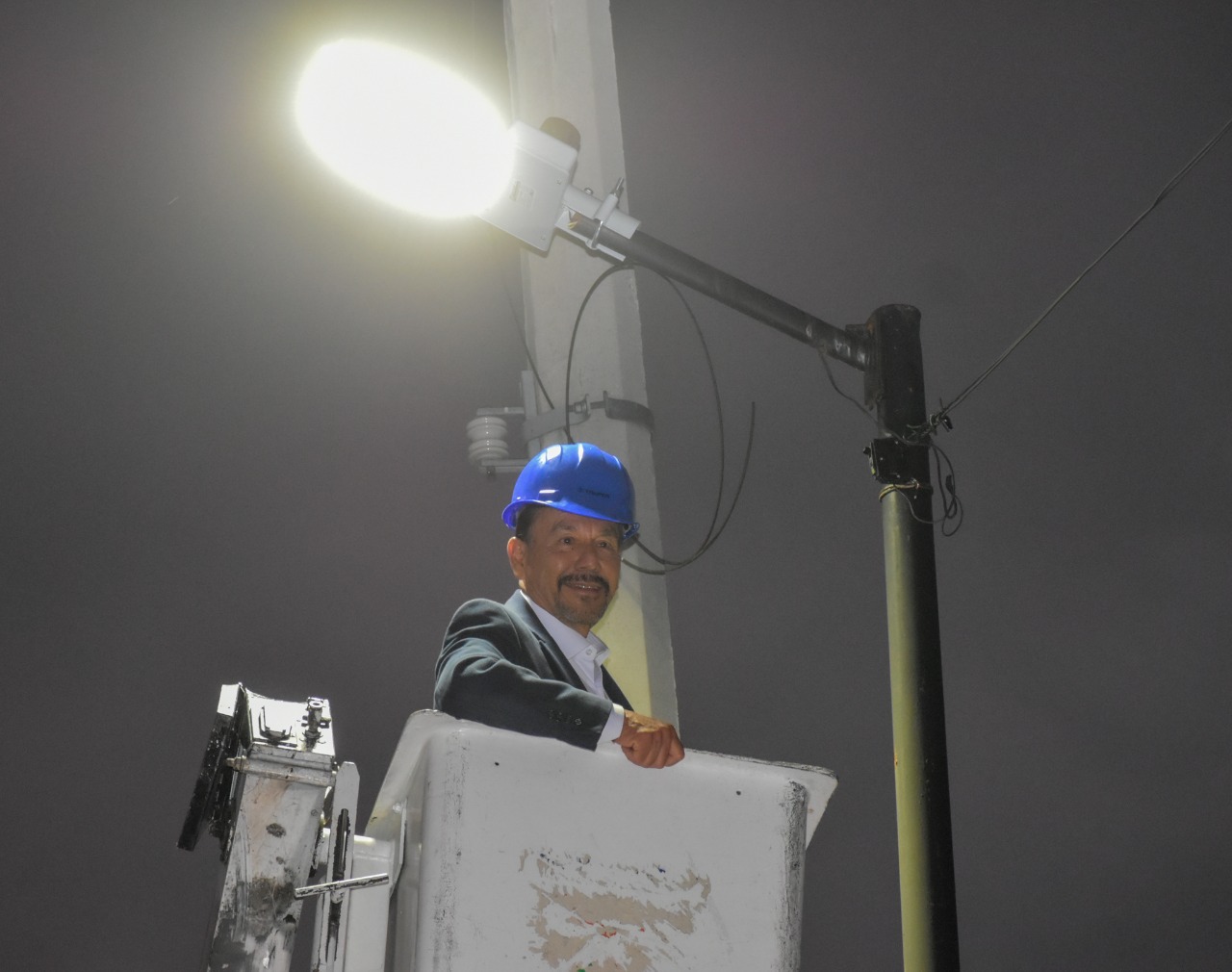 Nuevas lámparas mejoran seguridad en Atizapán de Zaragoza