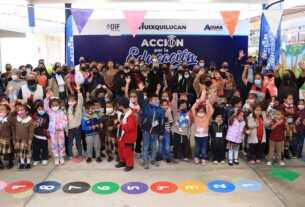 Niños felices en Huixquilucan con su escuela renovada
