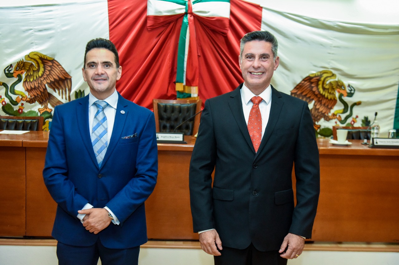 Pedro Fontaine y Raymundo Garza, pasan a mejores puestos en Naucalpan