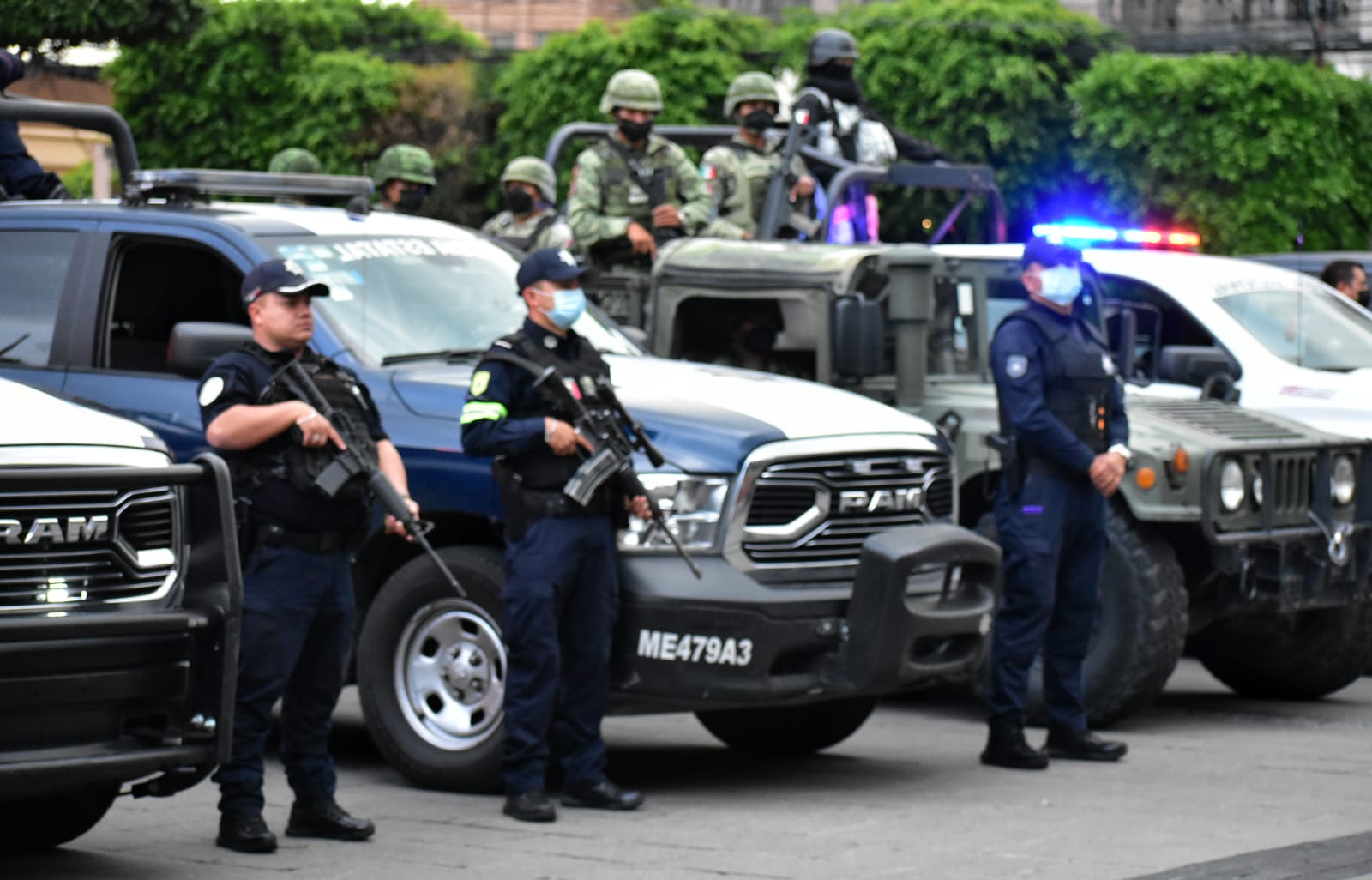 Policías municipales, estatales y de la Guardia Nacional se despliegan en Tlalnepantla