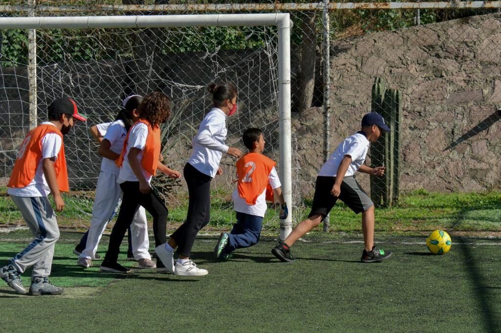 Futbol, de los grandes atractivos del curso de verano de Atizapán de Zaragoza