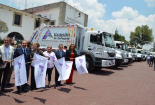 Banderazo a 15 nuevos camiones recolectores de basura