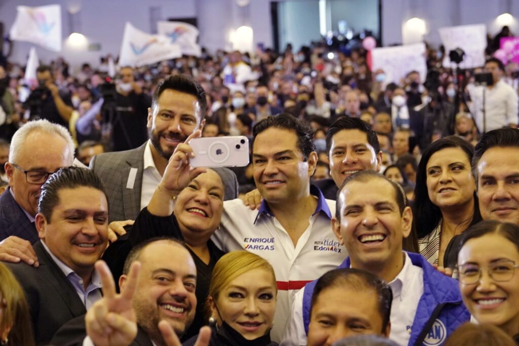 Con líderes sociales, empresarios y panistas Enrique Vargas del Villar inicia proyecto