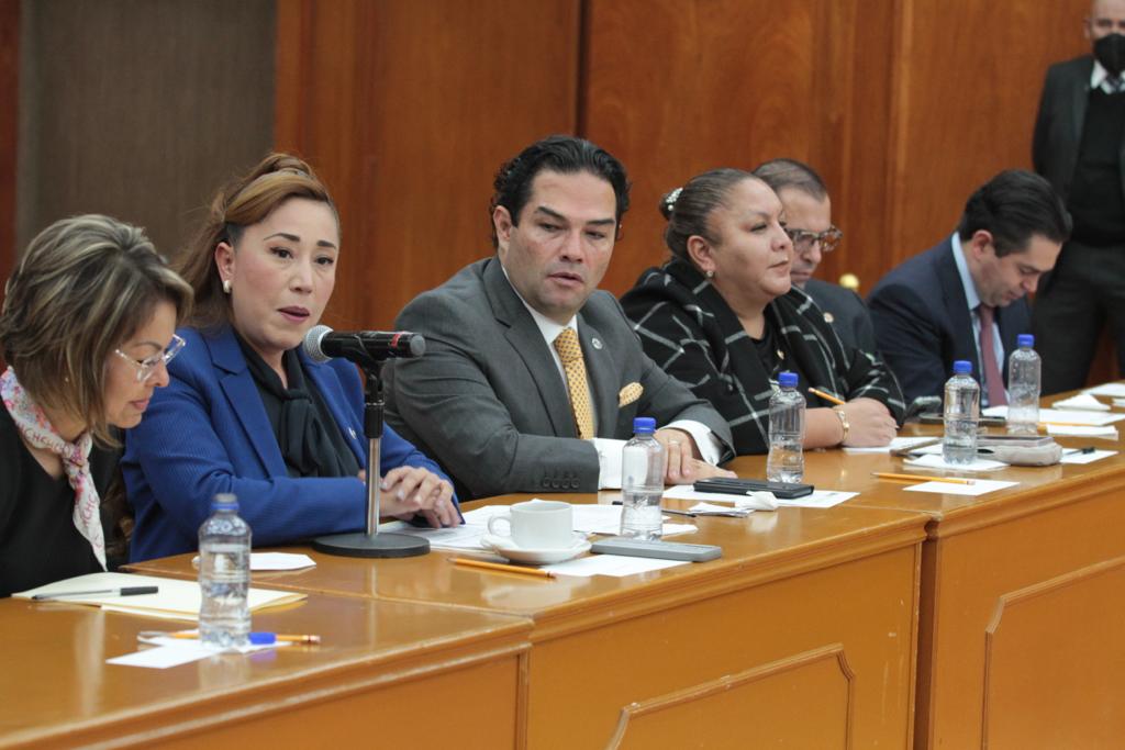 ngrid Schemelensky, Enrique Vargas en Red de Legisladores Anticorrupción
