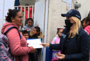 Romina Contreras recibe peticiones y entrega alimentos que mejoran la dieta de huixquiluquenses