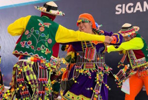 Danza boliviana en el Xantolo de Huixquilucan