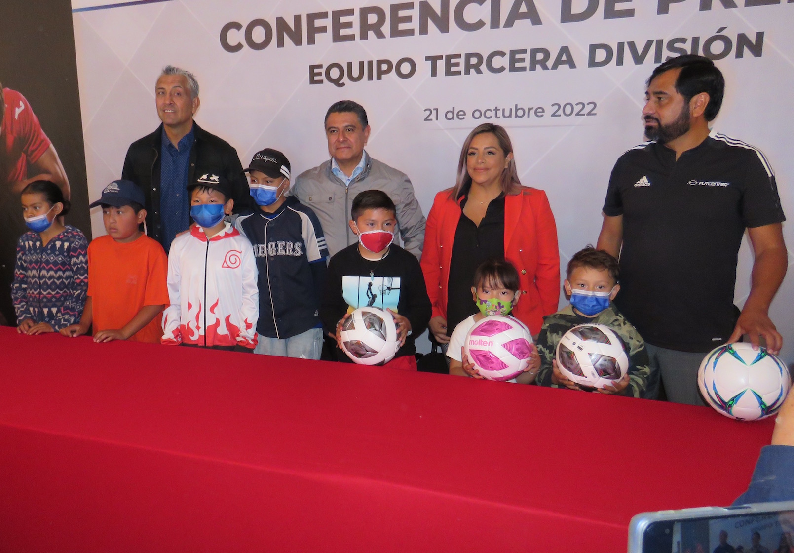 Tlanepantla con equipo de Tercera División, alcalde Tony Rodríguez
