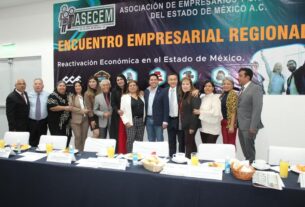 Dirigentes de ASECEM en reunión regional