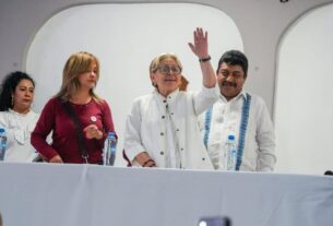 Gaby Valdepeñas, Martha Guerrero Sánchez y Nazario