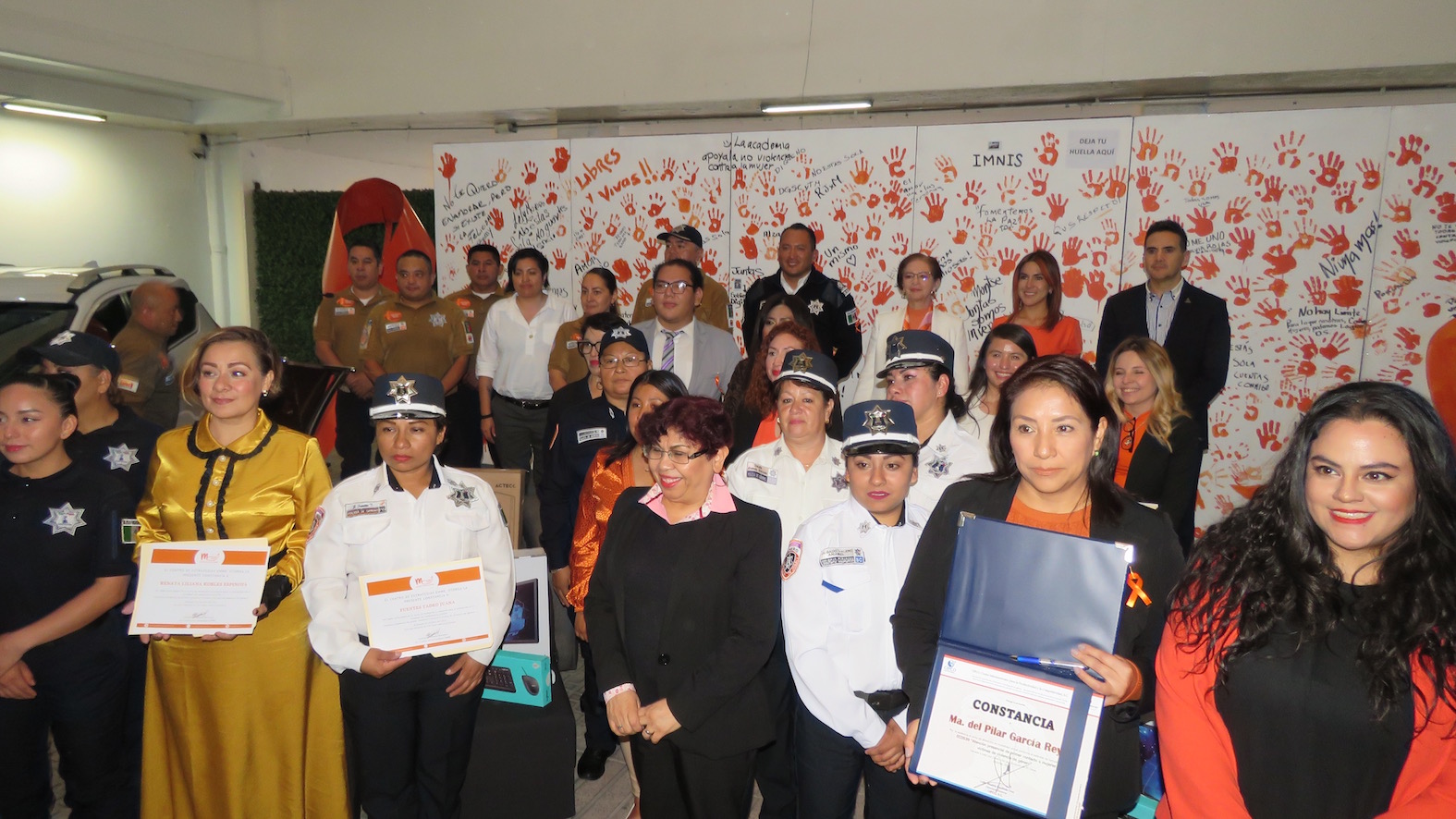 Mujeres certificadas contra violencia de género en Naucalpan con Angélica Moya y Monserrat Hernández