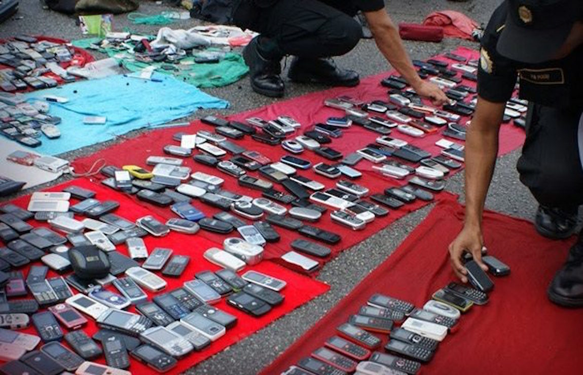 Prohíben venta de celulares en tianguis de Atizapán de Zaragoza