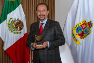 Pedro Rodríguez recibe premios por innovación, mejores prácticas y recaudación