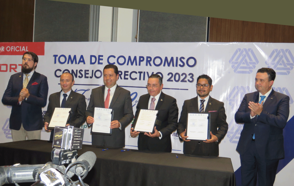 Firma de Compromiso de dirigentes de Coparmex en Estado de México